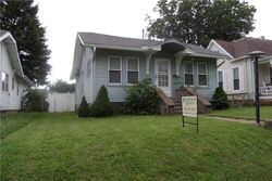 Pre-foreclosure Listing in BLOOM ST LEXINGTON, MO 64067