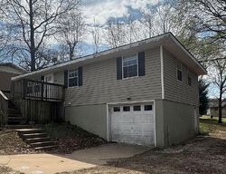 Pre-foreclosure in  E SOUTH ST Neosho, MO 64850