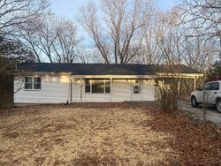 Pre-foreclosure in  FOREST LN House Springs, MO 63051