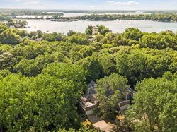 Pre-foreclosure in  TIFFANY LN Excelsior, MN 55331