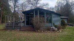 Pre-foreclosure in  THORPE DR Jackson, MI 49203