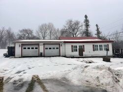  Todds Corner Rd, Saint Albans ME