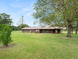  Goodeaux Rd, Longville LA