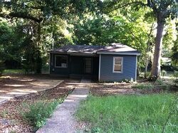 Pre-foreclosure in  HUSTON ST Shreveport, LA 71109