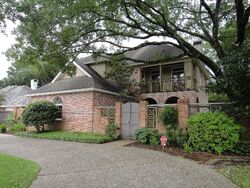 Pre-foreclosure in  TRAILWOOD LN Lafayette, LA 70508