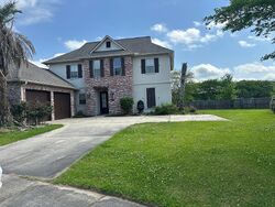  Club View Ct, Zachary LA