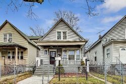 Pre-foreclosure in  S WABASH AVE Chicago, IL 60628