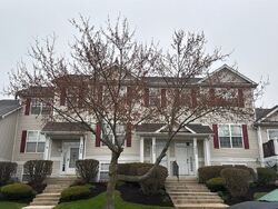 Pre-foreclosure in  TYLER DR Joliet, IL 60431