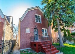 Pre-foreclosure in  N KARLOV AVE Chicago, IL 60651
