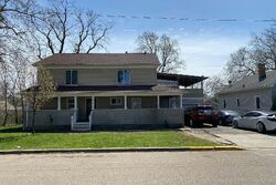  Harriet Ave, Aurora IL