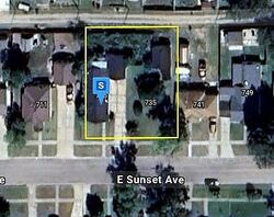  E Sunset Ave, Russell KS