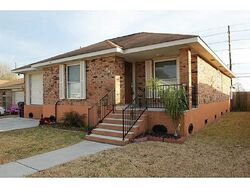 Pre-foreclosure in  RONSON DR Kenner, LA 70065