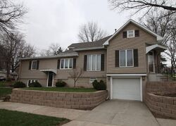  E Oak St, Red Oak IA