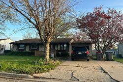  Hiawatha Dr, Ottawa IL