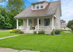 Pre-foreclosure in  FRANKLIN ST Hackettstown, NJ 07840