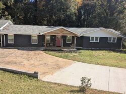  Howard Dr, Powder Springs GA