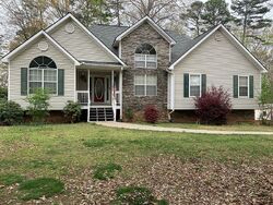 Pre-foreclosure in  KERRY DR Jasper, GA 30143