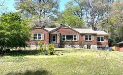Pre-foreclosure in  W PARKWOOD RD Decatur, GA 30030
