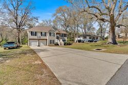 Pre-foreclosure in  DUNCAN ST Douglasville, GA 30134