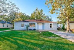  Bluebonnet Dr, La Marque TX