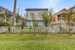 Pre-foreclosure in  BROADWAY ST Galveston, TX 77550
