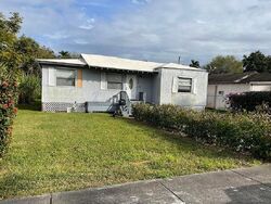Pre-foreclosure in  BANYAN AVE Pahokee, FL 33476