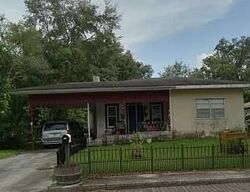 Pre-foreclosure in  W PARK ST Lakeland, FL 33803