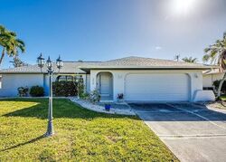 Pre-foreclosure in  SW 6TH PL Cape Coral, FL 33914
