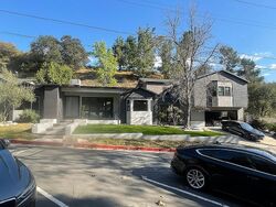 Pre-foreclosure in  HOLLISTER TER Glendale, CA 91206