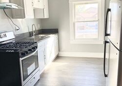 Pre-foreclosure in  E AVENUE 28 Los Angeles, CA 90031