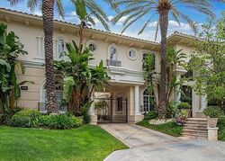 Pre-foreclosure in  ALLANDALE DR Tarzana, CA 91356