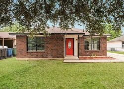 Pre-foreclosure in  ALGO DULCE San Antonio, TX 78211