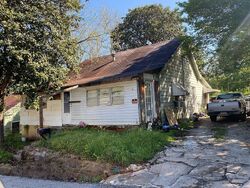 Pre-foreclosure in  22ND AVE Valley, AL 36854