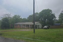 Pre-foreclosure in  S MOUNTAIN DR Trinity, AL 35673