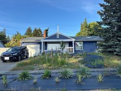 Pre-foreclosure in  SPRING ST Tacoma, WA 98466