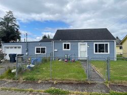Pre-foreclosure in  W SCOTT ST Aberdeen, WA 98520