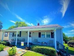 Landon Ln, Orange VA