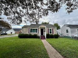 Pre-foreclosure in  PALEM RD Norfolk, VA 23513