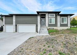 Pre-foreclosure in  E 700 S Farmington, UT 84025