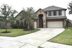 Pre-foreclosure in  NEWFOUNDLAND CT Spring, TX 77379