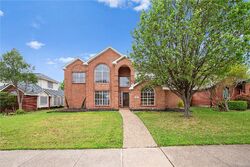 Pre-foreclosure in  WOODLAKE DR Rowlett, TX 75088