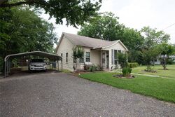  Lawrence Ave, Terrell TX
