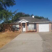  Bounding Main St, Mabank TX