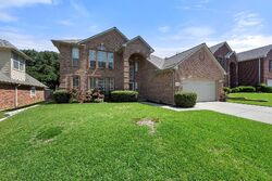  Parktree Dr, Arlington TX