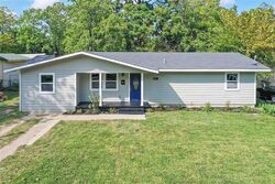 Pre-foreclosure in  ORCHARD ST Fort Worth, TX 76119