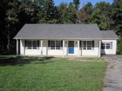 Pre-foreclosure Listing in W MEADOW CREEK RD MONTEREY, TN 38574