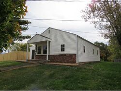 Pre-foreclosure in  E BROYLES ST Greeneville, TN 37745