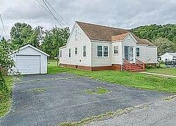  Conway St, Roan Mountain TN