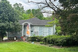  W Elm St, La Follette TN