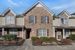 Pre-foreclosure in  VICTORY GALLOP LN Murfreesboro, TN 37128